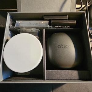 Oticon Real 2 miniRITE R Hearing Aids Set (Pair) with Desktop Charger & Accessories